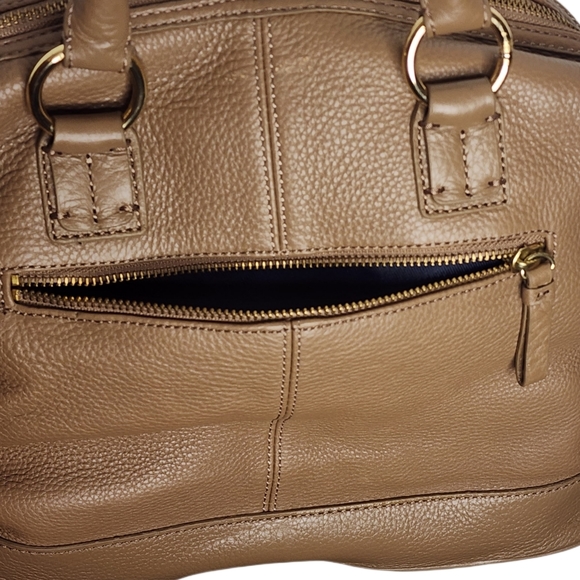 Tommy Hilfiger, Bowler Bag. Tan Pebbled Leather. VINTAGE! - Picture 7 of 13